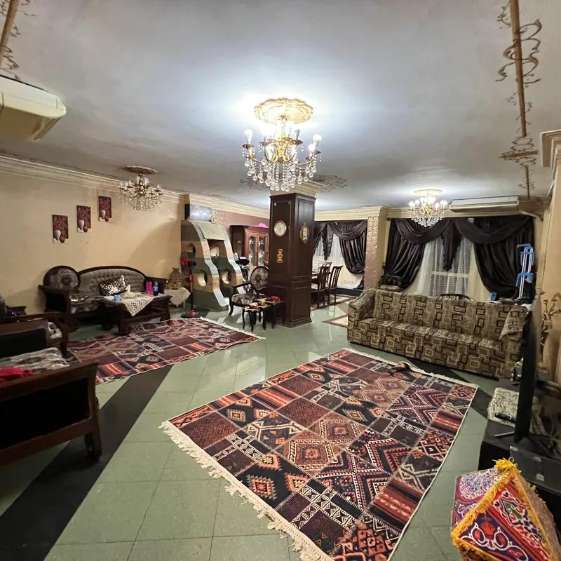 شقة للبيع بمساحة 240 متر و 3 غرف في  القاهرة