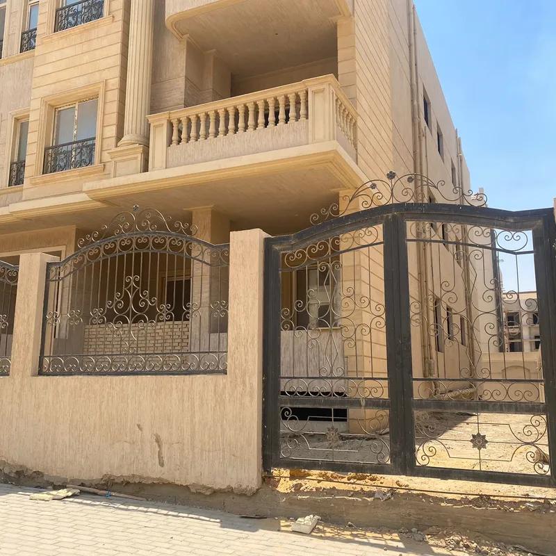 شقة للبيع بمساحة 237 متر و 4 غرف في  القاهرة