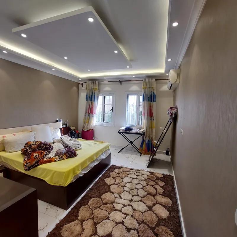 فيلا للبيع بمساحة 420 متر و 6 غرف في  القاهرة - صورة 3