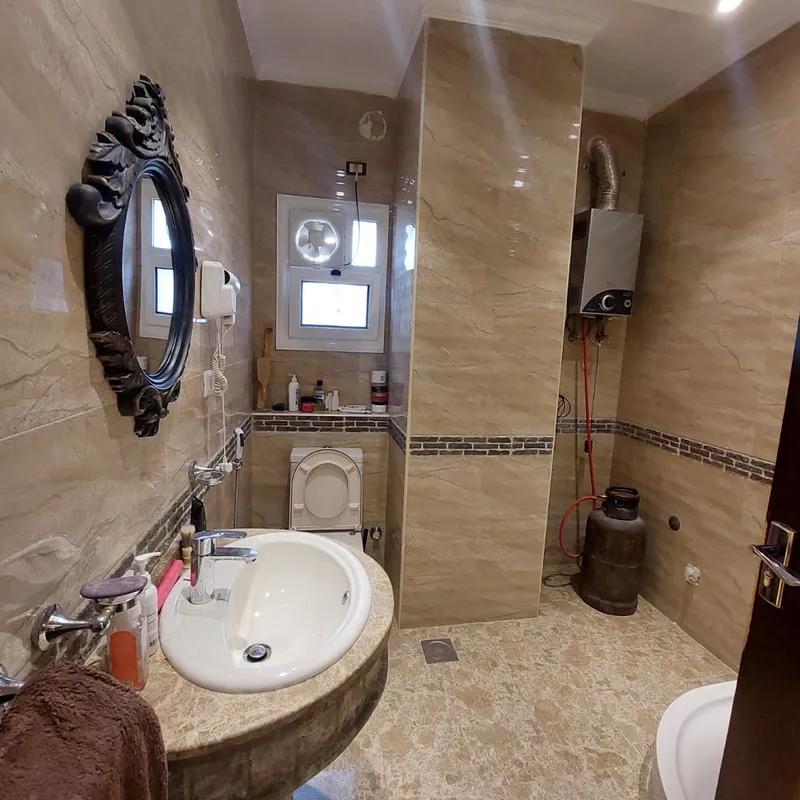 فيلا للبيع بمساحة 420 متر و 6 غرف في  القاهرة