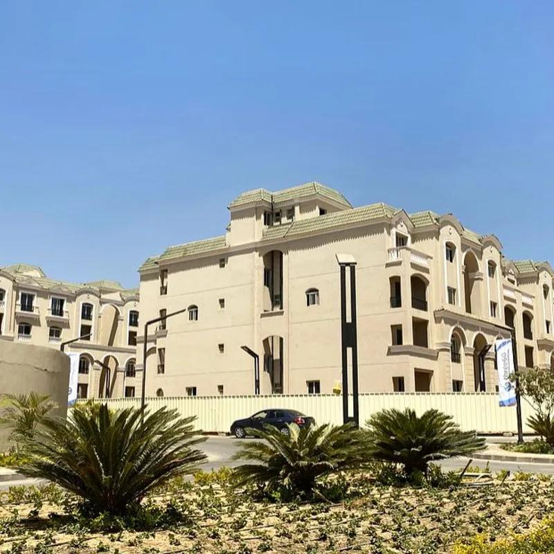 شقة للبيع بمساحة 131 متر و غرفتان في  مدينة المستقبل القاهرة - كل الصور