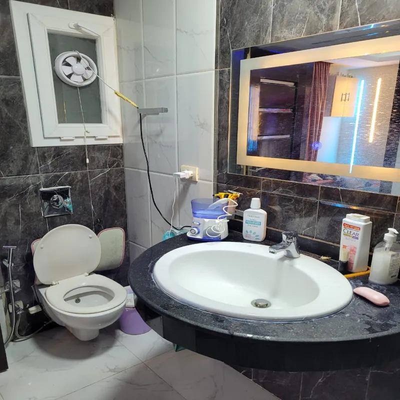 شقة للبيع بمساحة 143 متر و 3 غرف في  القاهرة