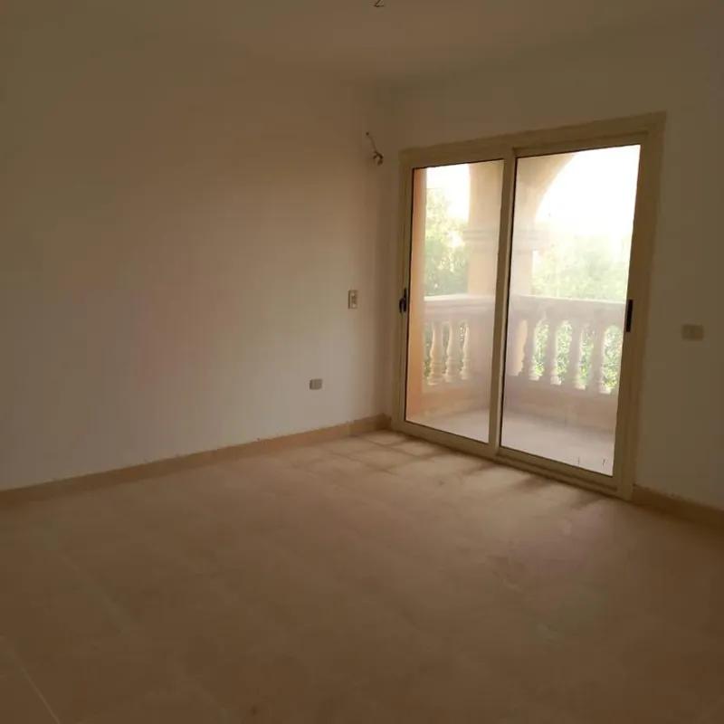 Villa for sale with an data.area 450 meters and 5 data.rooms in   Cairo  - All Images