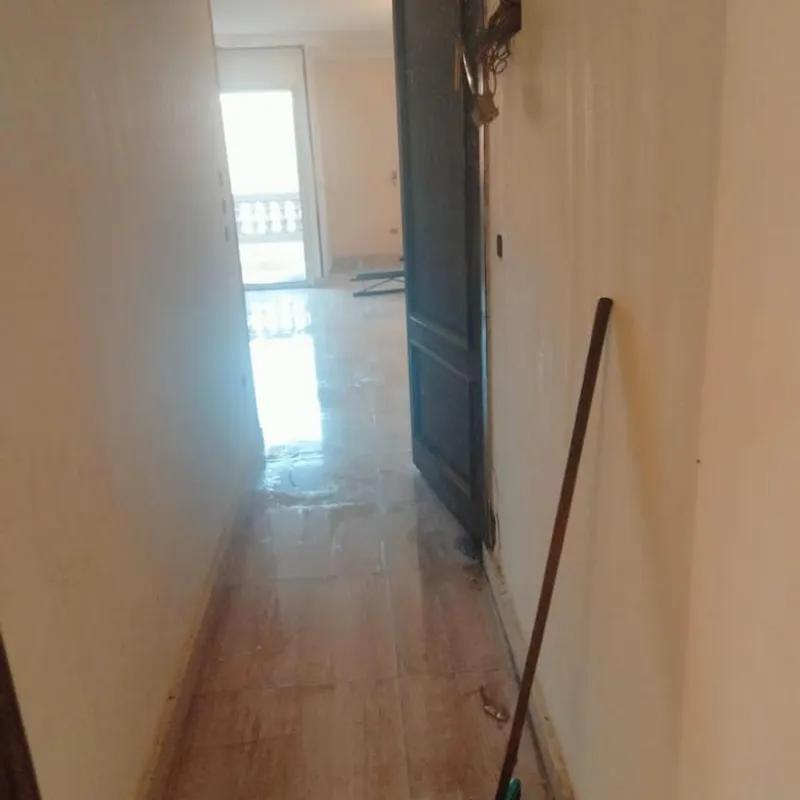 شقة للبيع بمساحة 140 متر و 3 غرف في عين شمس القاهرة - صورة 3