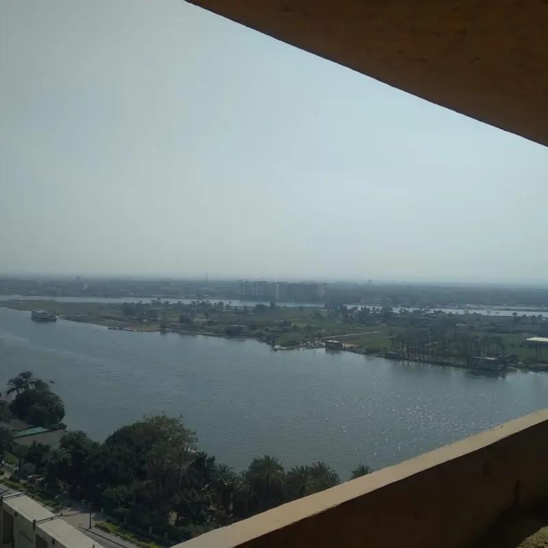 شقة للبيع بمساحة 210 متر و 3 غرف في  القاهرة - صورة 4