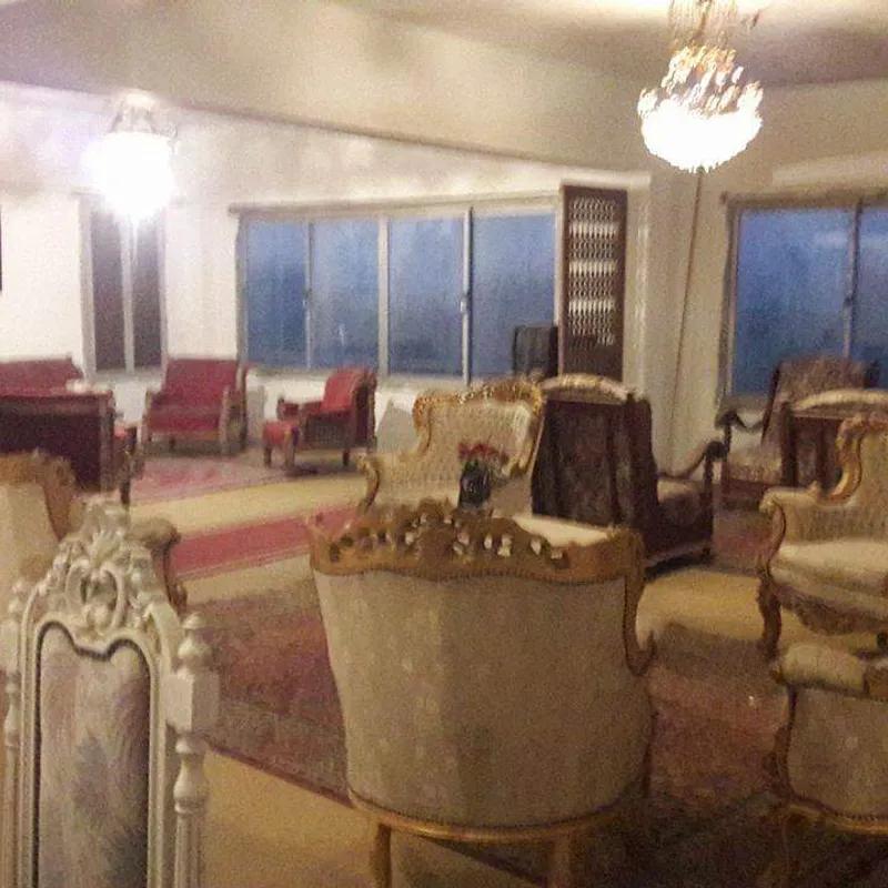 شقة للبيع بمساحة 300 متر و 4 غرف في  القاهرة - صورة 4