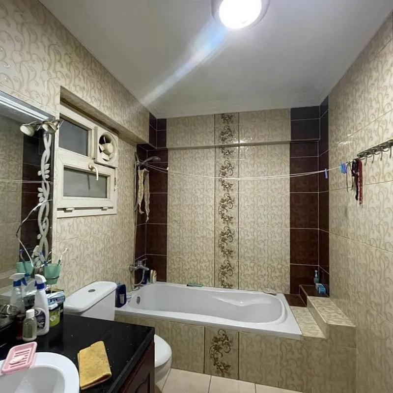 شقة للبيع بمساحة 270 متر و 3 غرف في مدينة نصر القاهرة - صورة 3