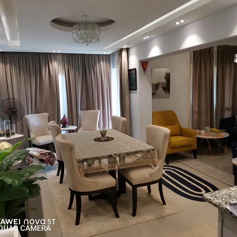 شقة للبيع بمساحة 86 متر و غرفتان في مدينة نصر القاهرة