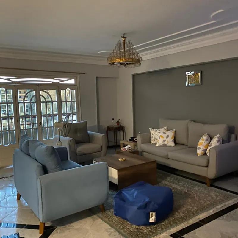 شقة للبيع بمساحة 220 متر و 4 غرف في مدينة نصر القاهرة