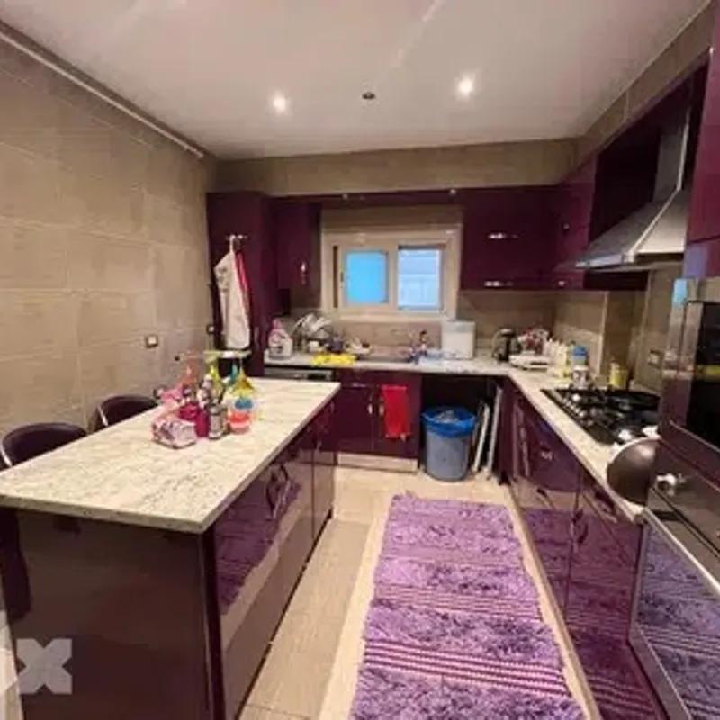 شقة للبيع بمساحة 220 متر و 3 غرف في مدينة نصر القاهرة - كل الصور