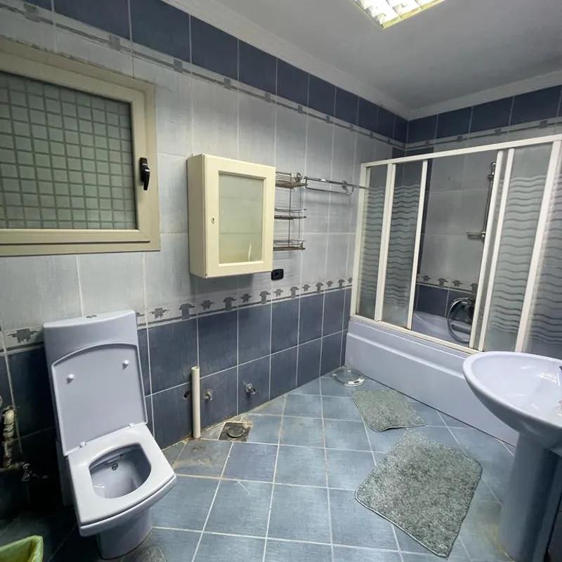 شقة للبيع بمساحة 250 متر و 4 غرف في مدينة نصر القاهرة - صورة 4