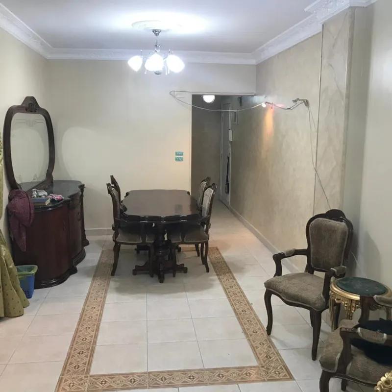 شقة للبيع بمساحة 105 متر و غرفتان في مدينة نصر القاهرة