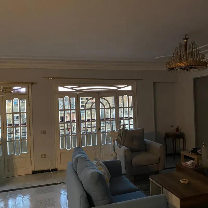 شقة للبيع بمساحة 220 متر و 4 غرف في مدينة نصر القاهرة - كل الصور