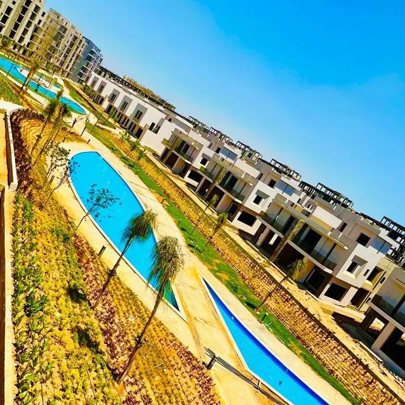 Apartment with garden for sale with an data.area 183.5 meters and 6 data.rooms in   Cairo  - Image 4