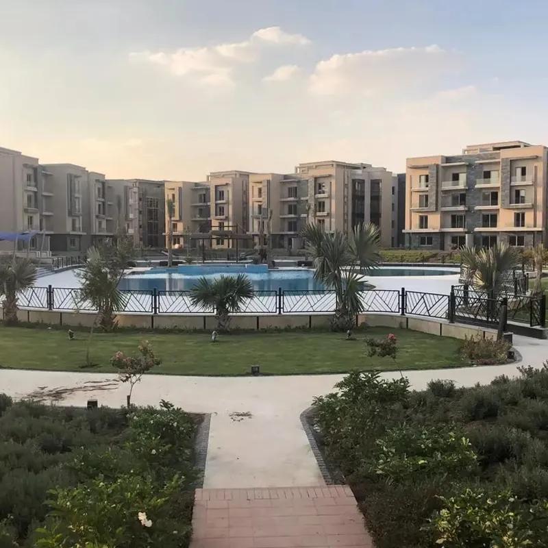 شقة للبيع بمساحة 133 متر و غرفتان في التجمع الخامس القاهرة - صورة 4