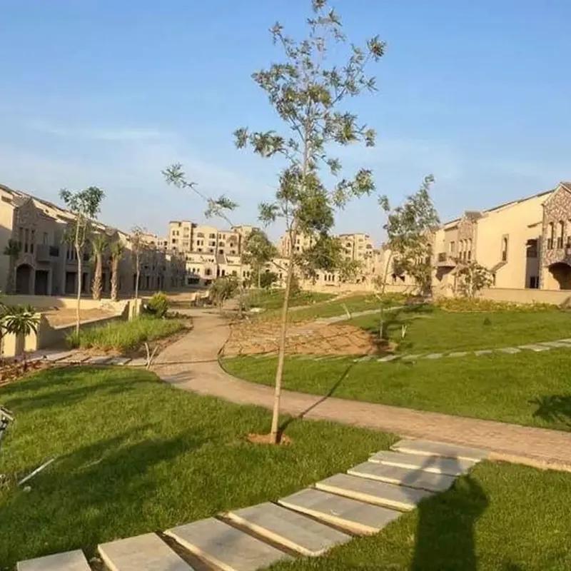 شقة للبيع بمساحة 208 متر و غرفتان في  مدينة المستقبل القاهرة