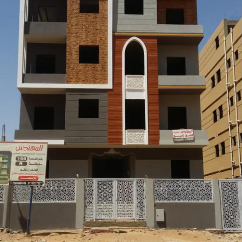 Apartment with garden for sale with an data.area 140 meters and 3 data.rooms in   Cairo  - Image 4