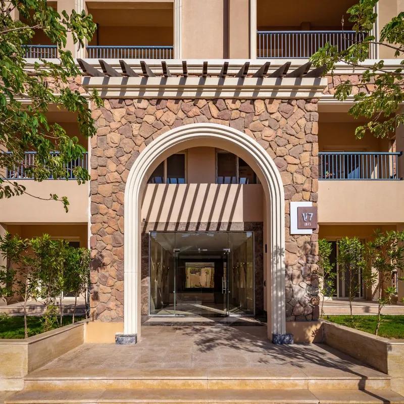 شقة للبيع بمساحة 170 متر و غرفتان في التجمع الخامس القاهرة - كل الصور