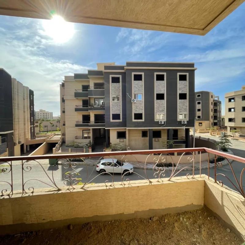 شقة للبيع بمساحة 110 متر و غرفتان في التجمع الخامس القاهرة