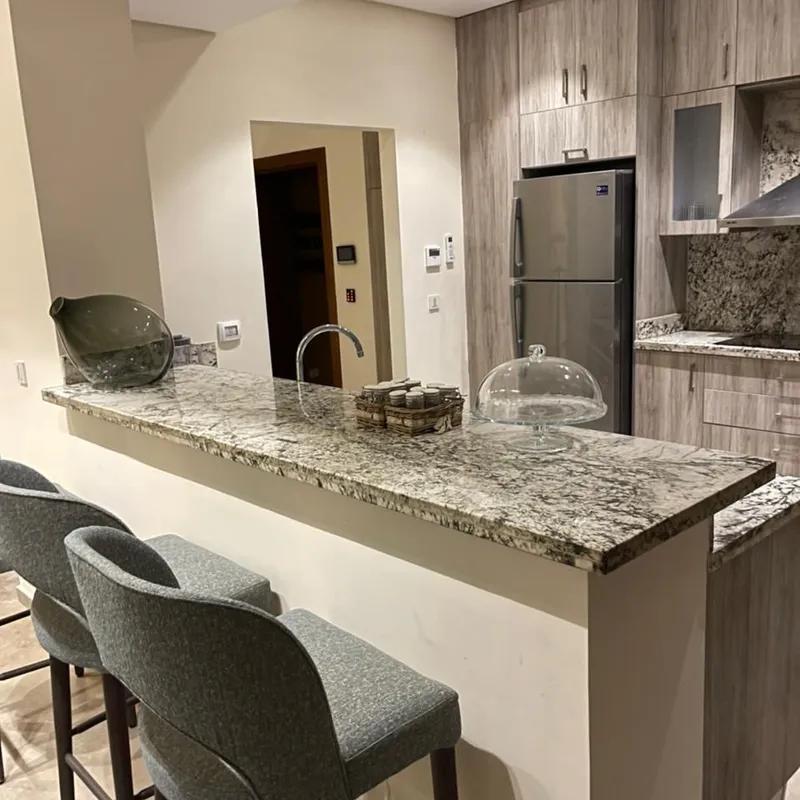 شقة للبيع بمساحة 135 متر و غرفتان في التجمع الخامس القاهرة