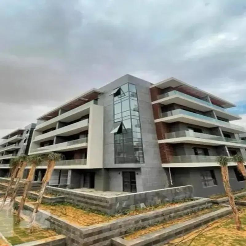 شقة للبيع بمساحة 220 متر و 3 غرف في التجمع الخامس القاهرة - صورة 3