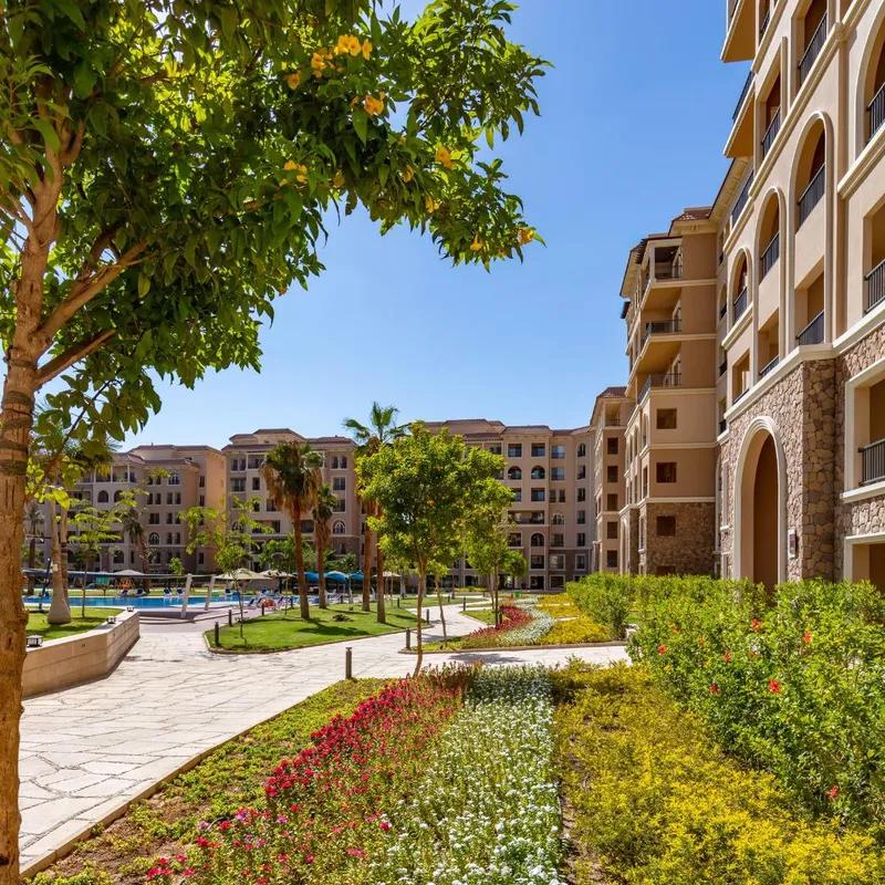 شقة للبيع بمساحة 170 متر و غرفتان في التجمع الخامس القاهرة - صورة 4