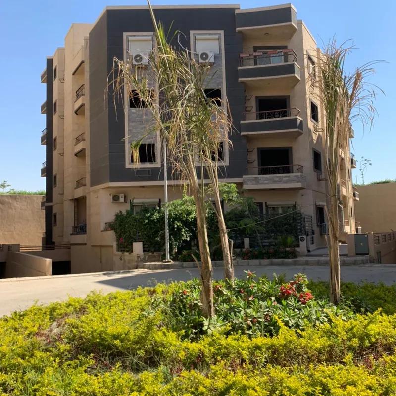 شقة للبيع بمساحة 185 متر و غرفتان في التجمع الخامس القاهرة - صورة 3