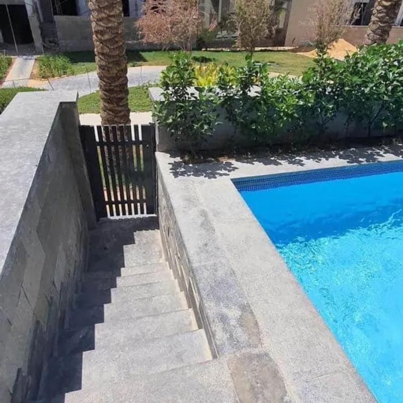 شقة للبيع بمساحة 135 متر و غرفتان في التجمع الخامس القاهرة