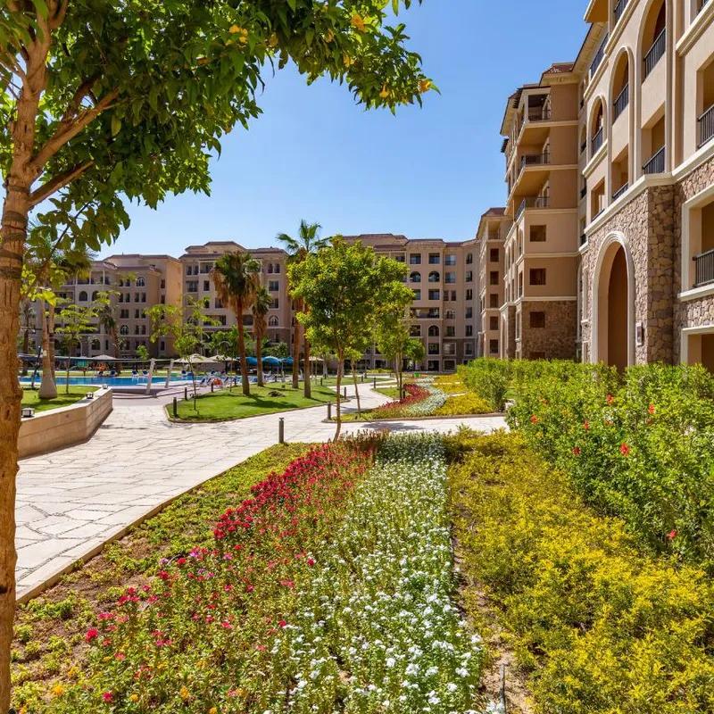 شقة للبيع بمساحة 170 متر و غرفتان في التجمع الخامس القاهرة