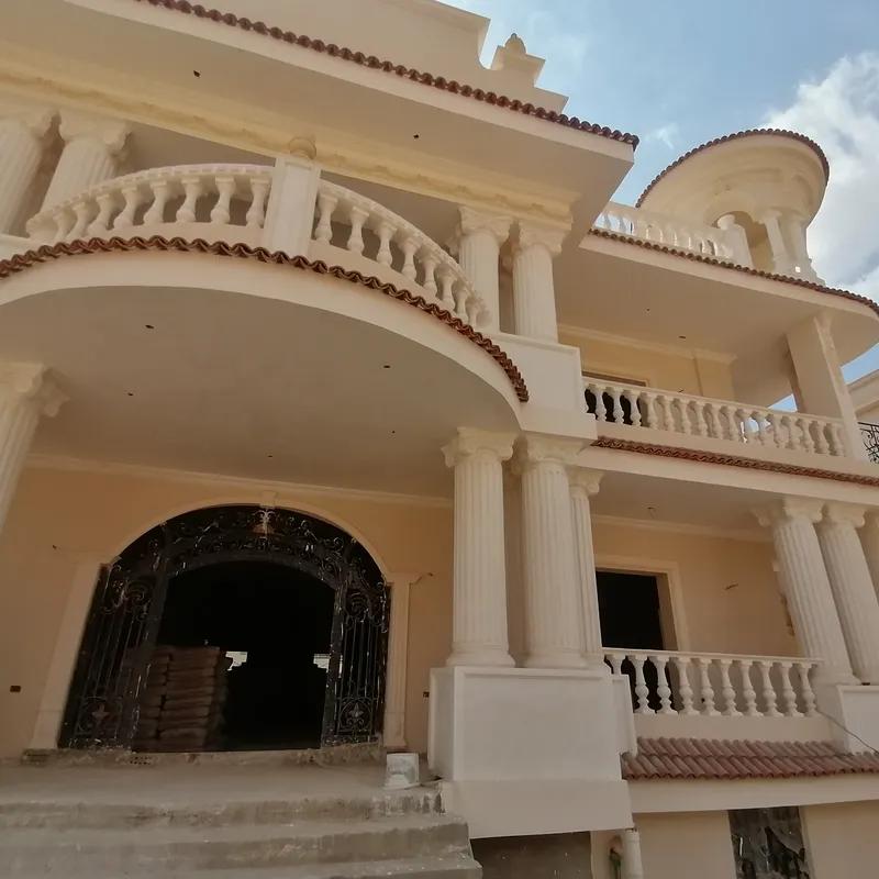 Villa for sale with an data.area 1,000 meters and 12 data.rooms in   Cairo 