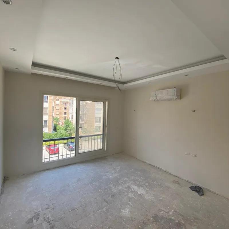 Penthouse for sale with an data.area 220 meters and 3 data.rooms in  5th Settlement Cairo  - Image 3