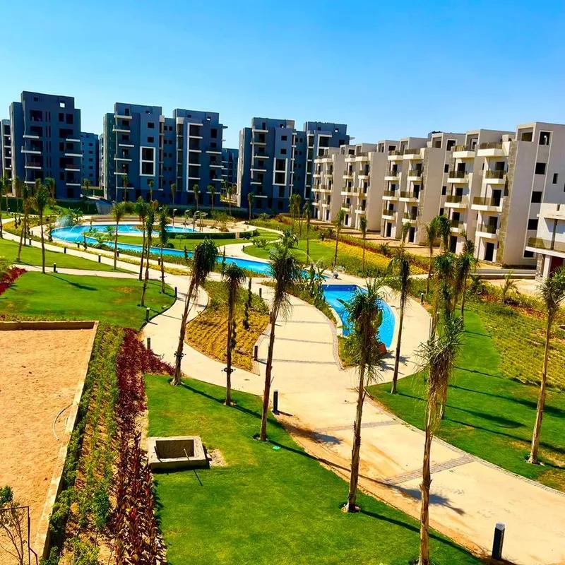 شقة للبيع بمساحة 129 متر و غرفتان في التجمع الخامس القاهرة