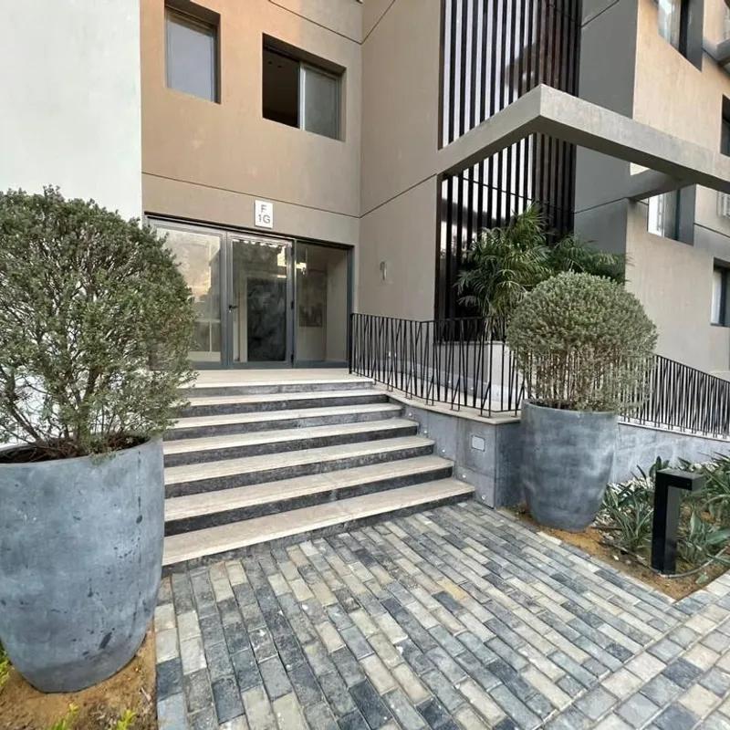 شقة للبيع بمساحة 109 متر و غرفة واحدة في التجمع الخامس القاهرة