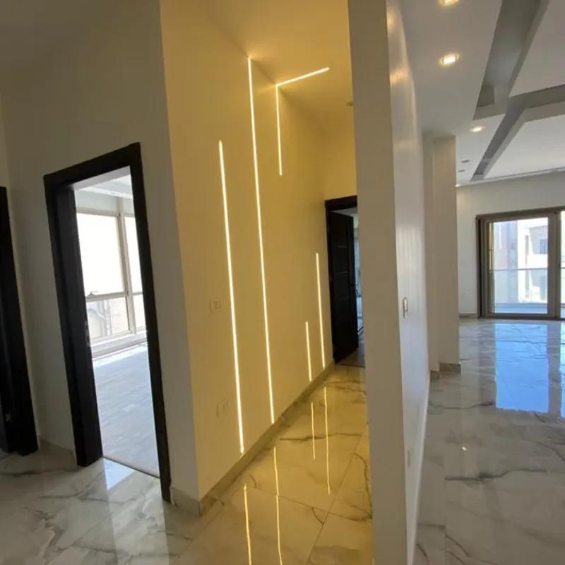 Penthouse for sale with an data.area 190 meters and 3 data.rooms in  5th Settlement Cairo  - Image 4