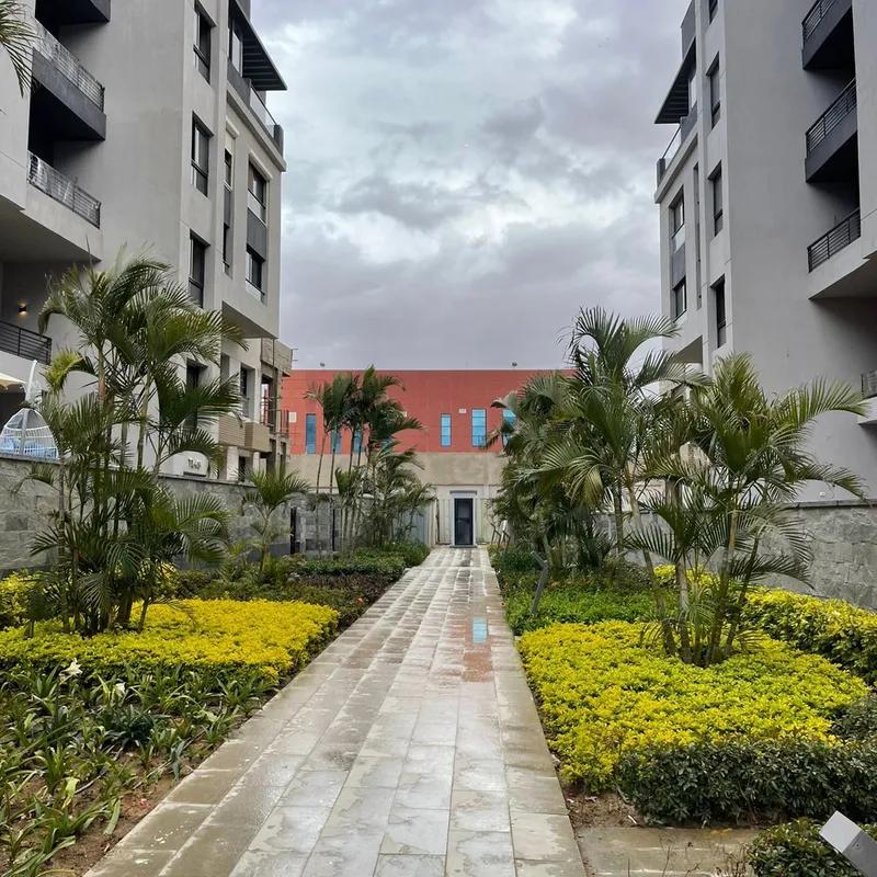 شقة للبيع بمساحة 135 متر و غرفتان في التجمع الخامس القاهرة - صورة 3