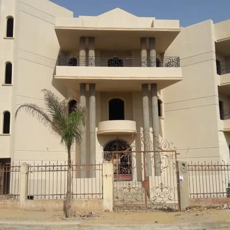 Villa for sale with an data.area 822 meters and 9 data.rooms in   Qaliubiya  - Image 3