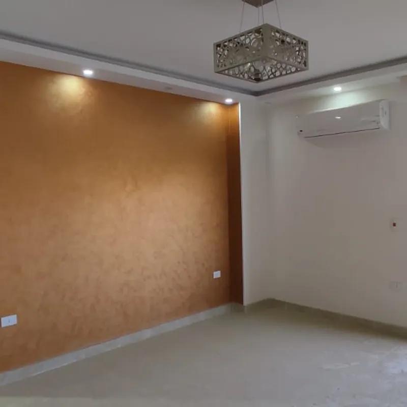 شقة بحديقة للبيع بمساحة 140 متر و غرفتان في  القليوبية