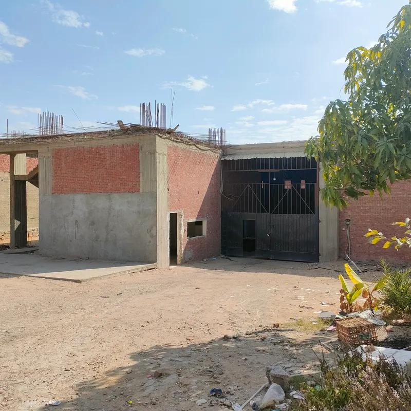 مستودع للبيع بمساحة 1800 متر في القليوبية 