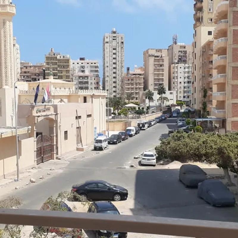 شقة للبيع بمساحة 100 متر و 3 غرف في مرسى مطروح القاهرة - صورة 3