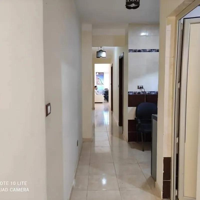 إستوديو للبيع بمساحة 50 متر و غرفة واحدة في  الإسماعلية - صورة 3