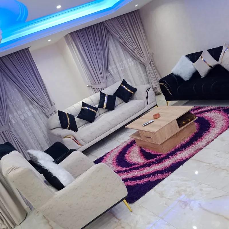 شقة للايجار الشهري بمساحة 250 متر و 3 غرف في مدينة نصر القاهرة