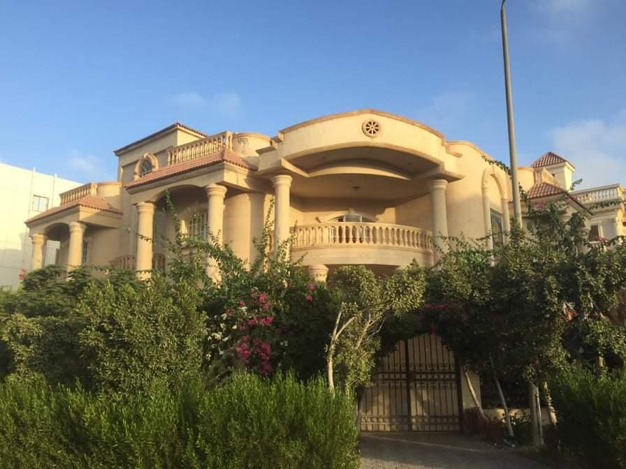 Villa for sale with an data.area 710 meters and 7 data.rooms in  5th Settlement Cairo 