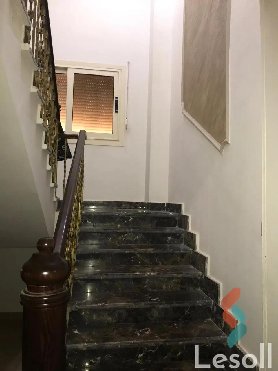 دوبلكس للبيع بمساحة 315 متر و 4 غرف في 6 اكتوبر الجيزة