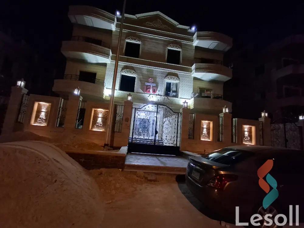 شقة للبيع بمساحة 200 متر و 3 غرف في التجمع الاول القاهرة