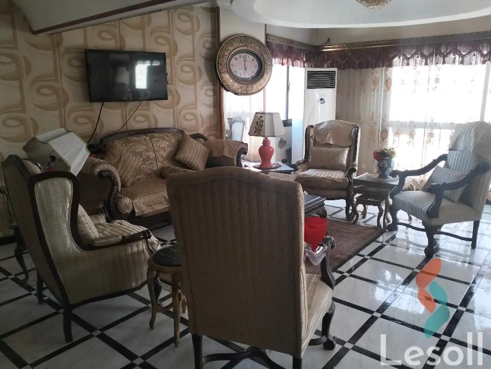 شقة للبيع بمساحة 165 متر و غرفتان في العجوزة الجيزة