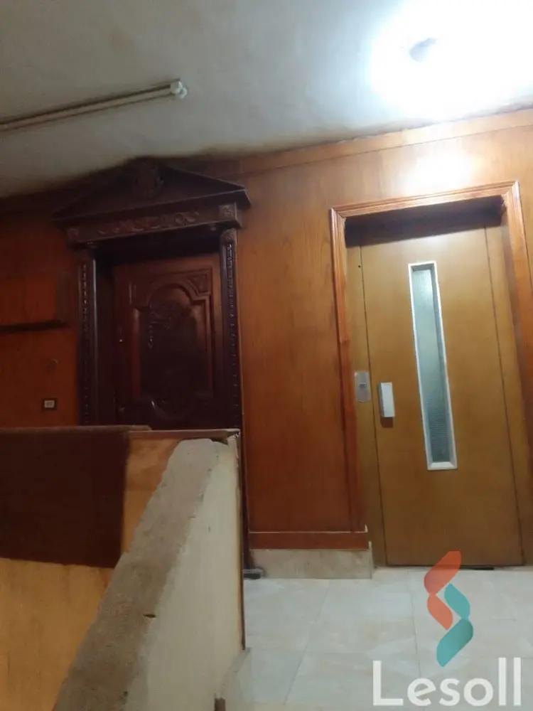 شقة للبيع بمساحة 250 متر و 3 غرف في  المقطم القاهرة - صورة 3