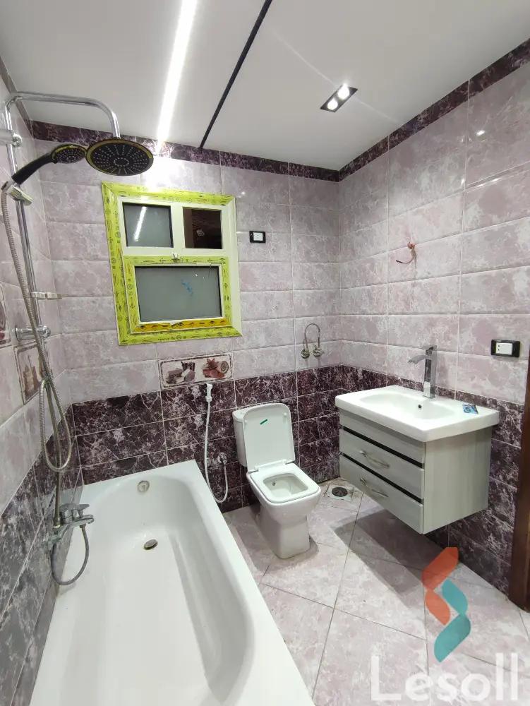 Apartment for sale with an area 165 meters and 3 rooms in  Haram Giza  - Image 3