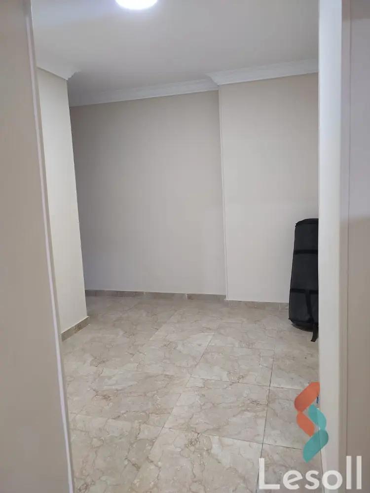 Apartment for sale with an area 125 meters and 3 rooms in  Haram Giza  - Image 4