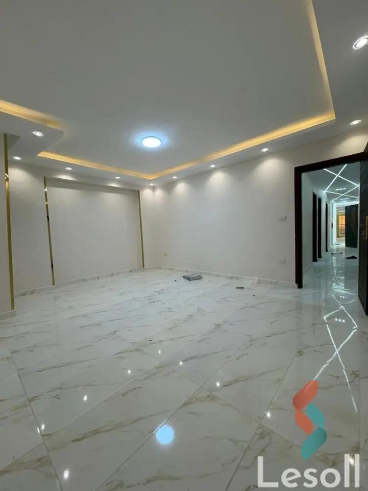 Apartment for sale with an area 170 meters and 3 rooms in  Haram Giza  - Image 4