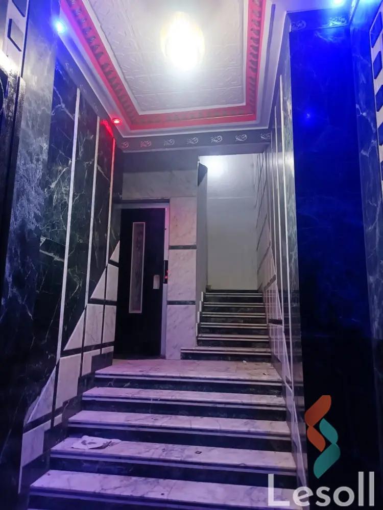 Apartment for sale with an data.area 100 meters and 3 data.rooms in  Snumberi Bishr Alexandria  - Image 2